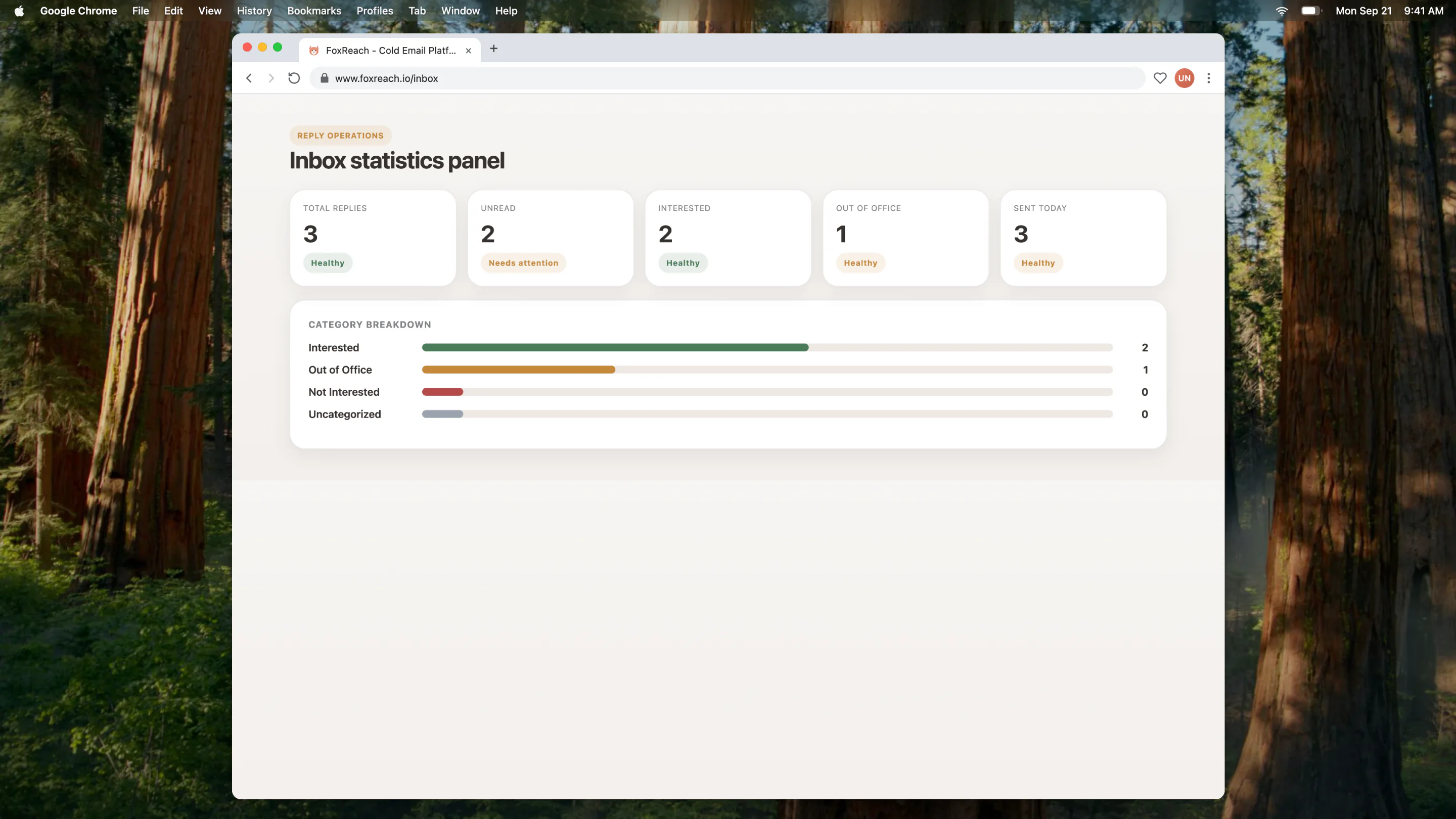 Reply detail with AI draft actions in the selected conversation